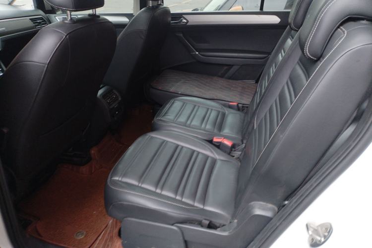 Used Volkswagen Touran 2016 Volkswagen Touran L 280TSI DSG Comfort Edition Left Rear Seat