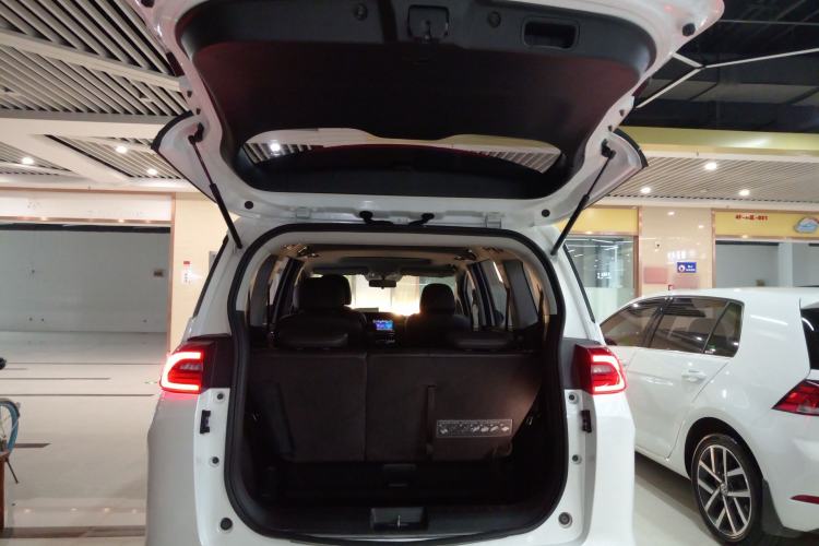 Used GAC Trumpchi M6 2019 270T DCT Luxury Edition (6-seater) China VI Trunk