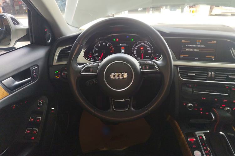 Used Audi A4L 2016 35 TFSI Collection Edition S line Luxury Model
