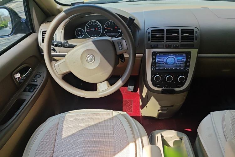 Used Buick GL8 2014 2.4L Classic Edition