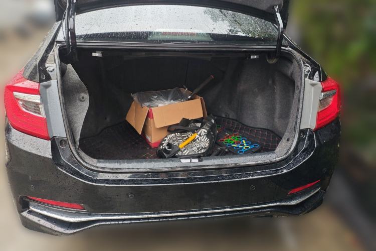 Used Honda Crider 2016 1.8L CVT Luxury Edition
