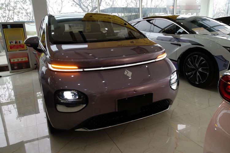 Used Baojun Cloud 2023 460 Max Front