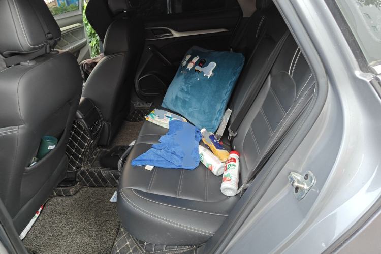 Used MG 6 2017 20T Manual Luxury Smart Connect Version China V Standard
