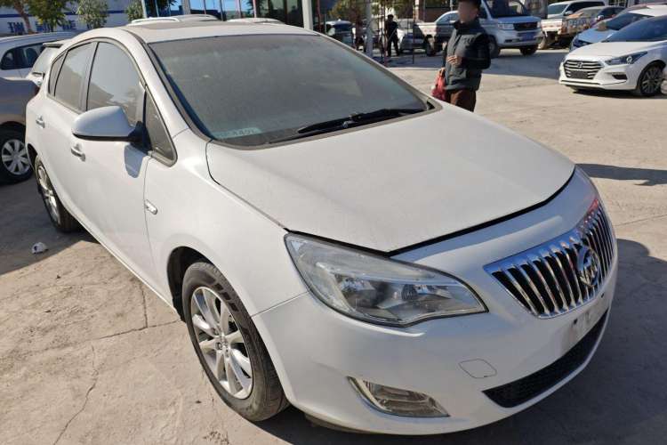 Used Buick GT 2014 XT 1.6L Automatic Fashion Edition
