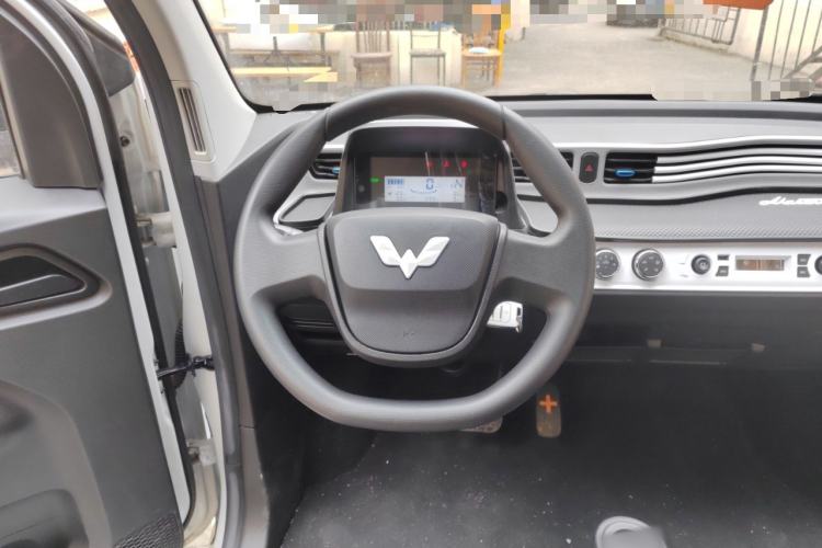 Used Wuling Hongguang MINIEV 2022 Easy Version Lithium Iron Phosphate
