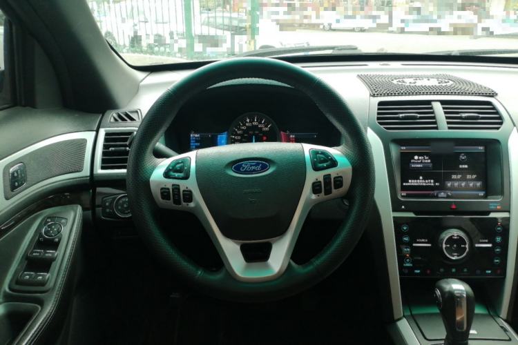Used Ford Explorer 2013 3.5L Deluxe Model