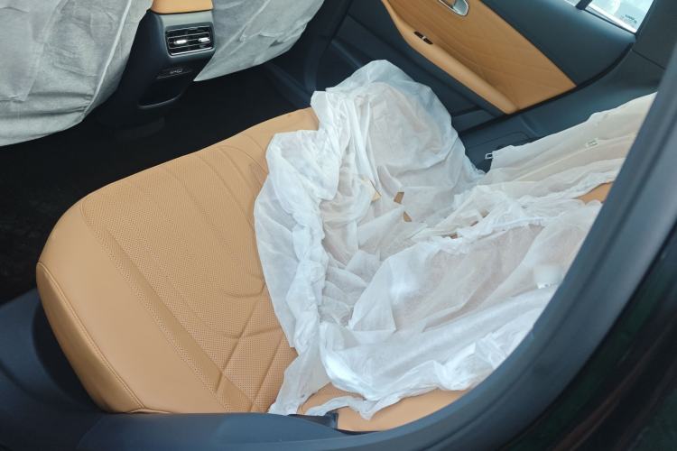 Used Geely Galaxy Xingjian 7 EM-i 2026 Model 130km Launch Edition Left Rear Seat