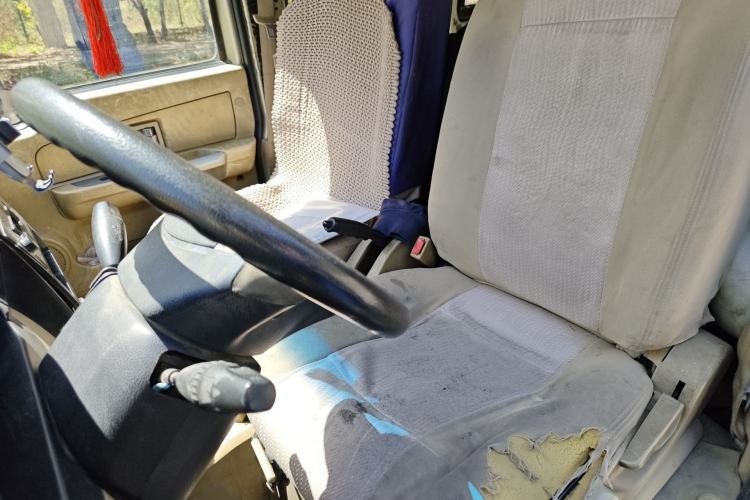 Used Dongfeng Xiaokang C37 2012 1.4L Standard Edition DK13-06
