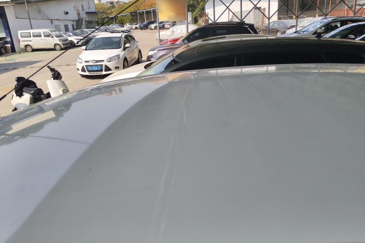 Used Venucia R50 2013 1.6L Automatic Fashion Edition