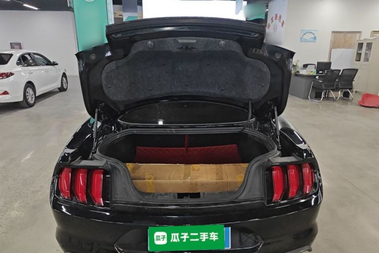 Used Ford Mustang 2018 2.3T Automatic Hardtop Standard Trim U.S. Specification Trunk