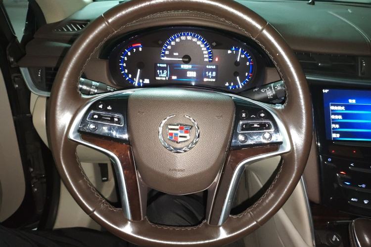 Used Cadillac XTS 2015 28T Comfort Model Steering Wheel