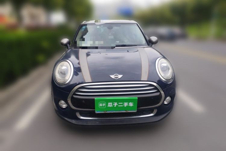 Used MINI 2016 1.5T COOPER SEVEN Five-Door Edition Front