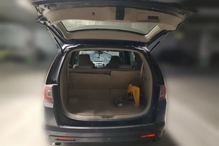 Used Mazda 8 2011 2.3L Deluxe Edition Trunk