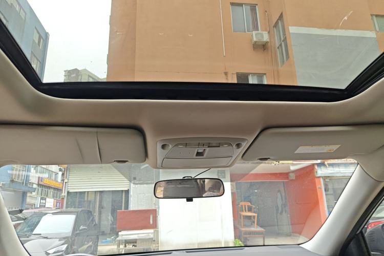 Used Nissan X-Trail 2015 2.0L CVT Comfort MAX Edition 2WD
