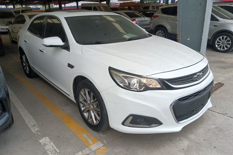 Used Chevrolet Malibu 2018 530T Automatic Luxury Edition Front Right 45 Deg