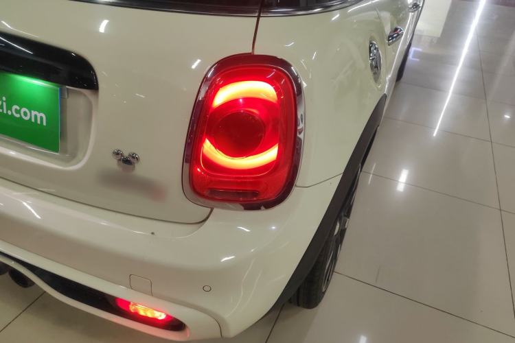 Used MINI MINI 2015 2.0T COOPER S Five-Door Edition