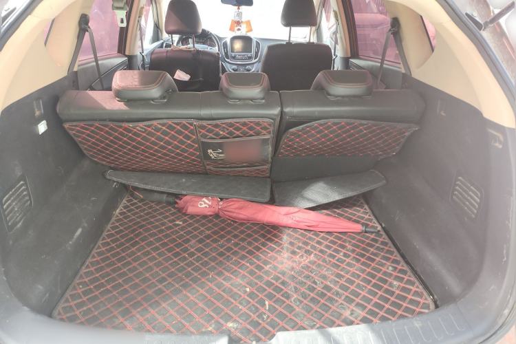 Used Baojun 560 2016 1.5T Manual Luxury Model
