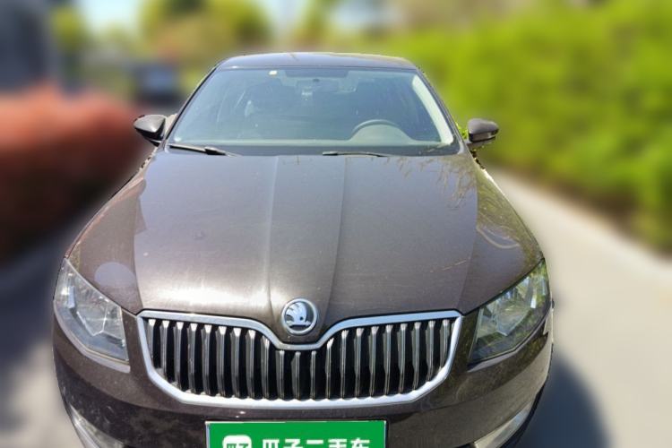 Used Skoda Octavia 2016 1.6L Automatic Chuanxing Edition Front