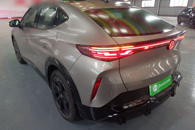 Used Volkswagen ID.UNYX 2024 Pro Long-Range Version
