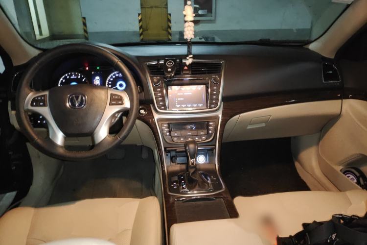 Used Changan Raeton 2013 1.8T Automatic Prestige Model China IV Standard
