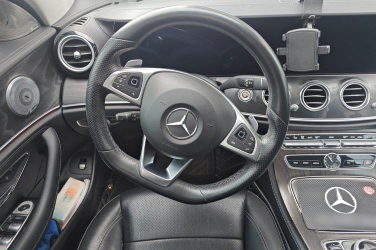 Used Mercedes-Benz E-Class 2016 E 300 L Sporty and Stylish Model