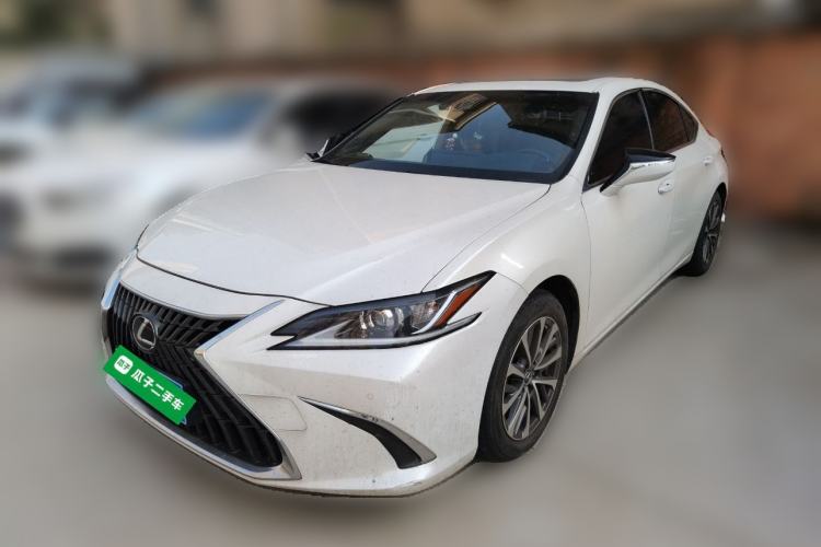 Used Lexus ES 2023 200 Excellence Edition