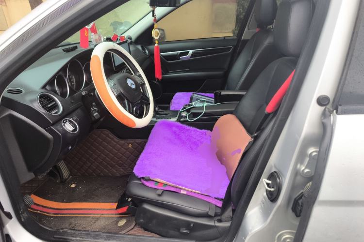 Used Mercedes-Benz C-Class 2010 C 180K Classic model