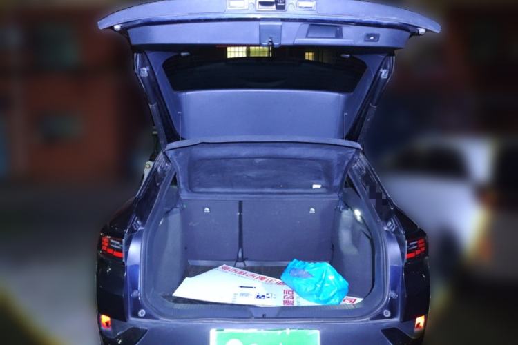 Used Volkswagen ID.4 CROZZ 2022 Long-Range Lite PRO Edition Trunk