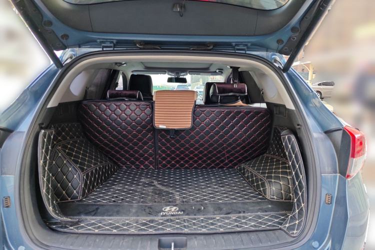 Used Hyundai Tucson 2015 2.0L Automatic Two-Wheel Drive Smart Version
