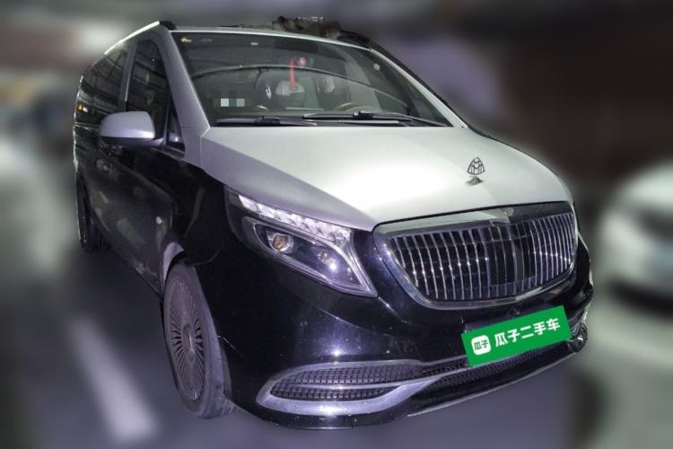 Used Mercedes-Benz Vito 2021 2.0T Business Version 7 Seats Front Right 45 Deg