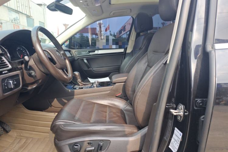 Used Volkswagen Touareg 2017 3.0 TSI Touareg Edition Left Front Seat