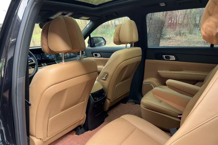 Used Li Auto ONE 2021 Extended-Range 6-Seater Version Interior 3