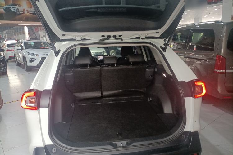 Used Toyota Wildlander 2024 2.0L CVT Two-Wheel Drive Leading Edition Trunk