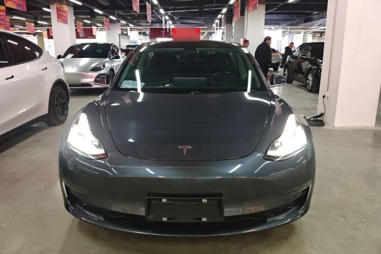 Used Tesla Model 3 2019 Long-Range Rear-Wheel-Drive Version