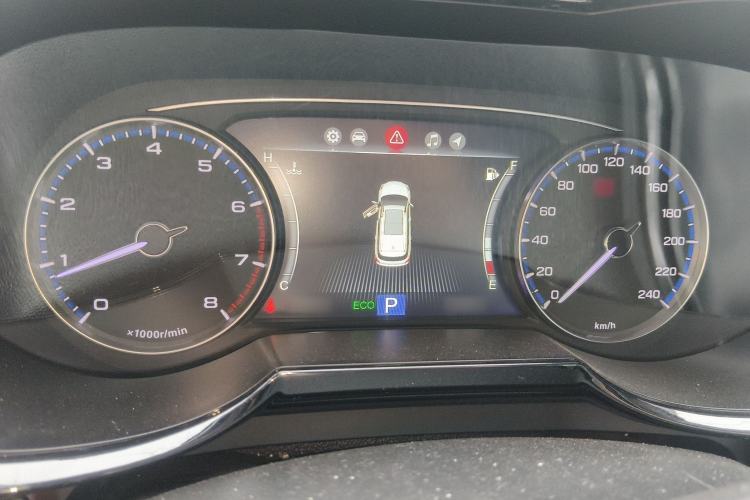 Used GAC Trumpchi GS8 2017 320T Two-Wheel Drive Luxury Smart Connectivity Version (7 Seats)
