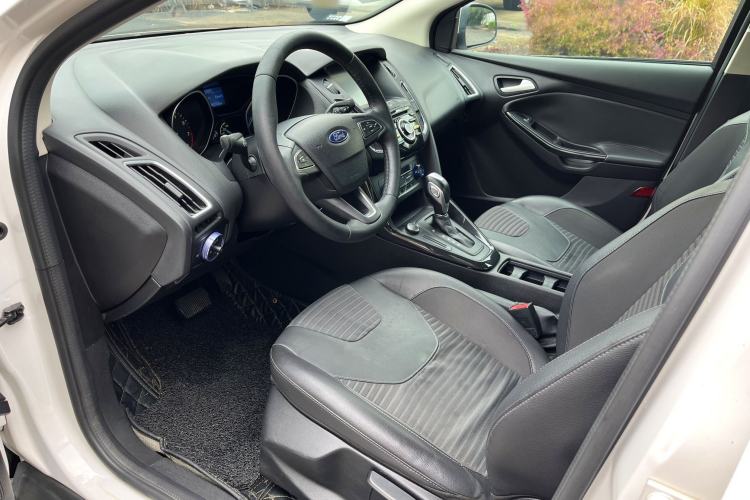 Used Ford Focus 2017 Sedan 1.6L Automatic Fashion Edition Smart Drive Version
