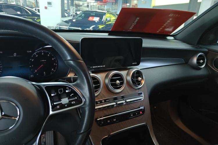 Used Mercedes-Benz GLC 2022 Refreshed GLC 300 L 4MATIC Dynamic Edition Prestige Version
