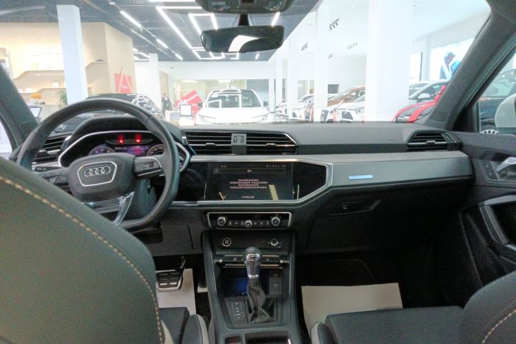 Used Audi Q3 2024 35 TFSI Fashion Dynamic Edition