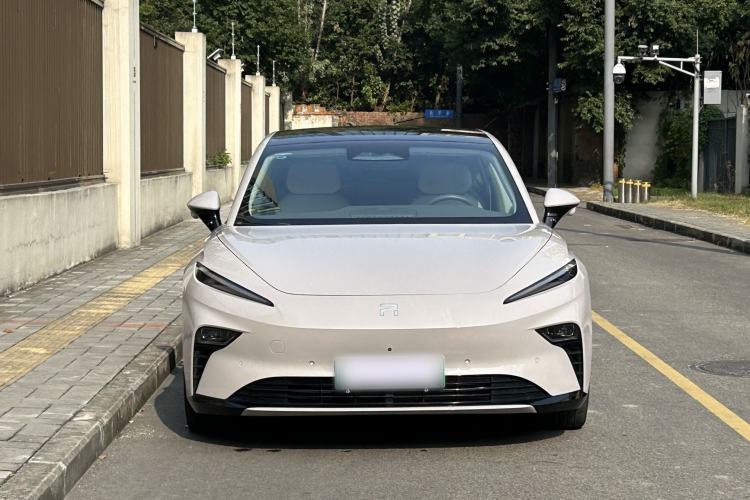 Used Rising F7 2023 Long-Range Pro Edition
