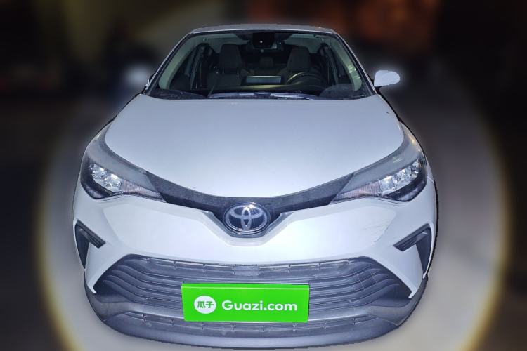 Used Toyota IZOA 2023 2.0L Yixing Version Front