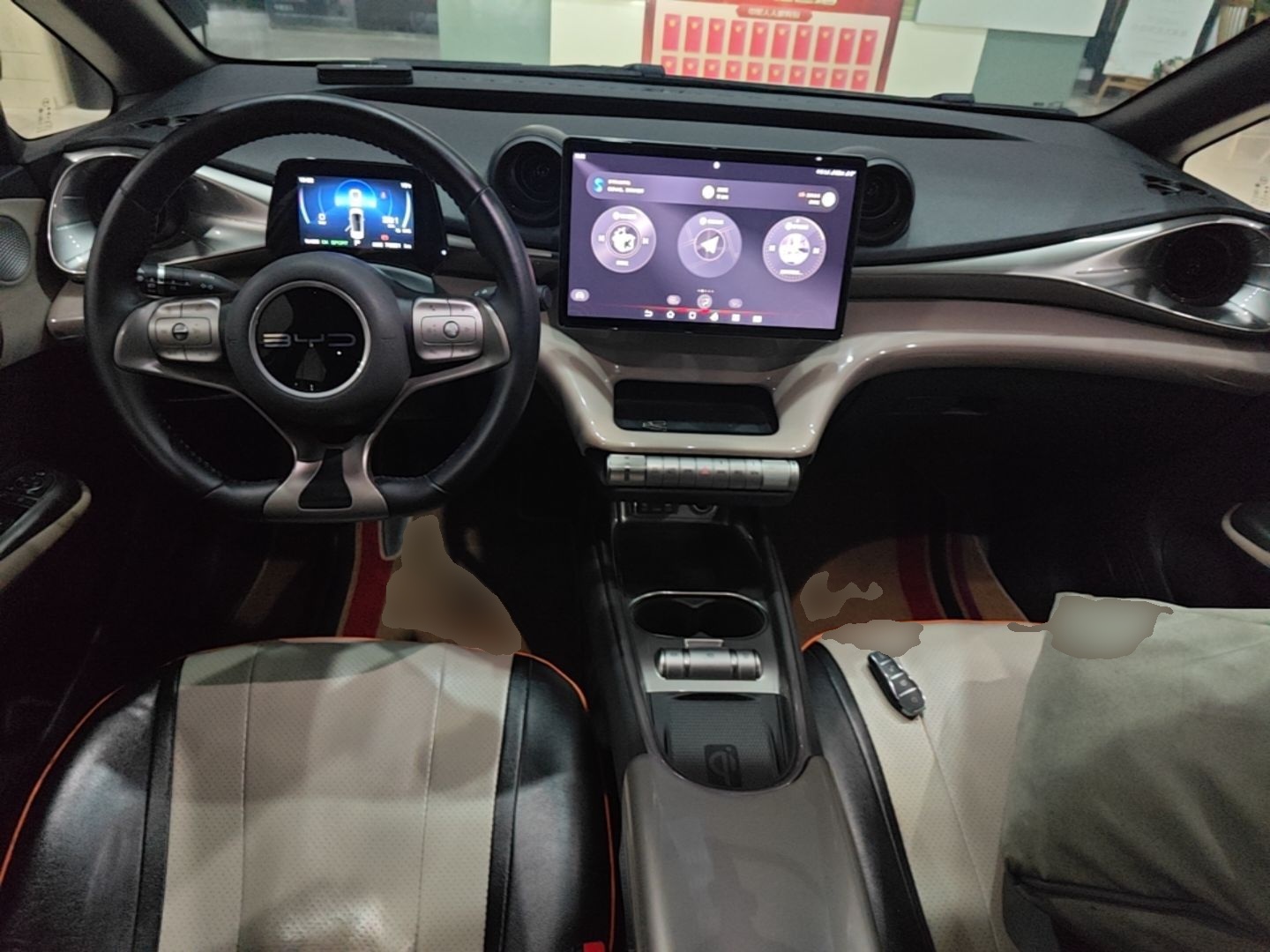 BYD Dolphin 2023 420 km Fashion Edition — снимка 12