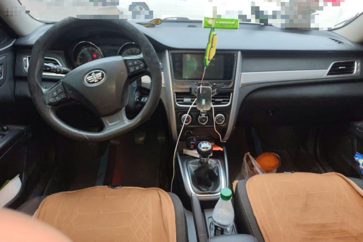 Used Bestune B30 2016 1.6L manual luxury version
