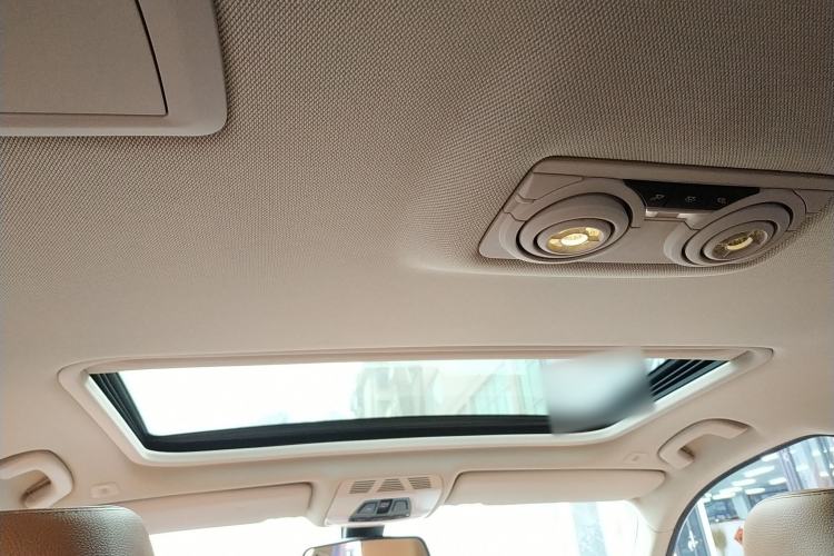 Used BMW 3 Series 2016 320Li Luxury Design Package
