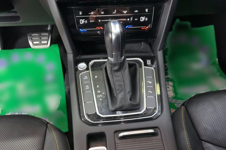 Used Volkswagen FAW-Volkswagen CC 2023 380TSI Striking Edition Gear Lever