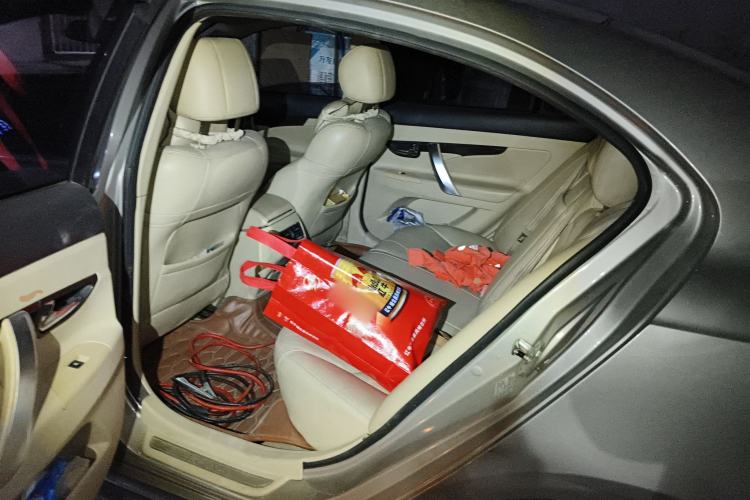 Used CHANGAN Raeton 2014 1.8T Automatic Elite Anniversary Edition China IV Standard
