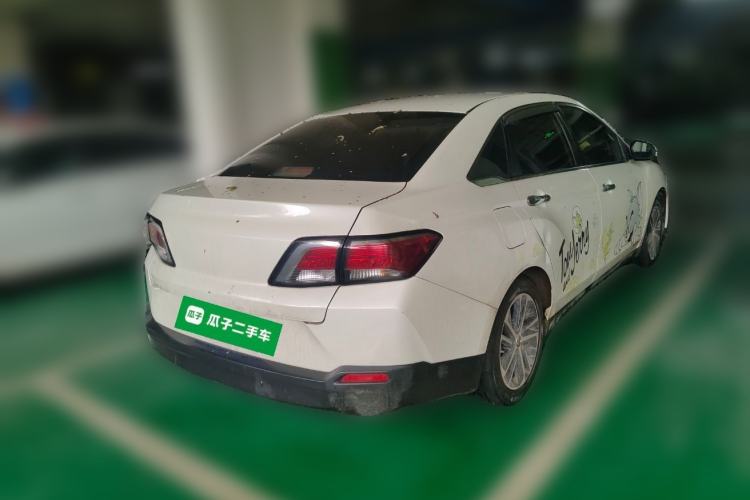 Used Venucia D60 2019 100 000 Glory 1.6L XL Manual Chenku Edition China VI Rear Right 45 Deg