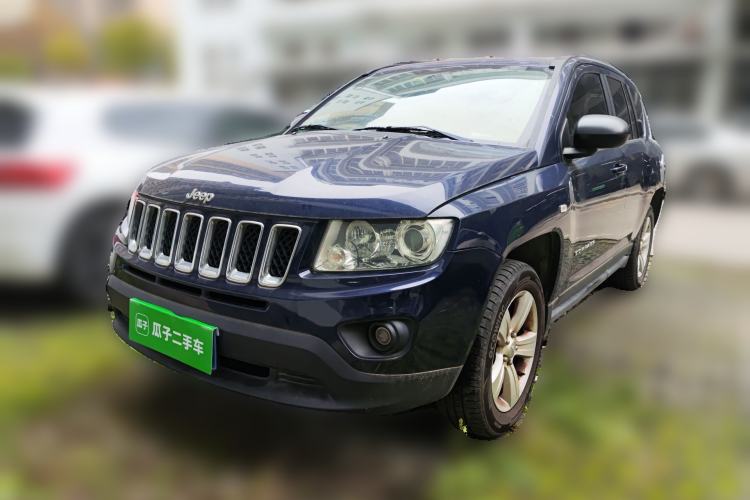 Used Jeep Compass 2012 2.4L four-wheel-drive sport version