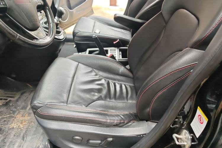 Used Haval H6 2014 Sport Version 1.5T Manual Two-Wheel Drive Elite Edition Left Front Seat