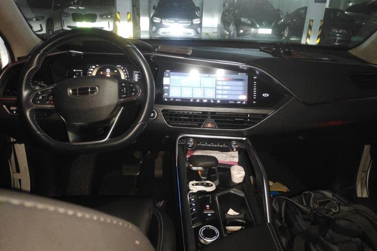 Used Geely Auto Monjaro 2019 Facelift 350T YAOXINGZHE Center Console