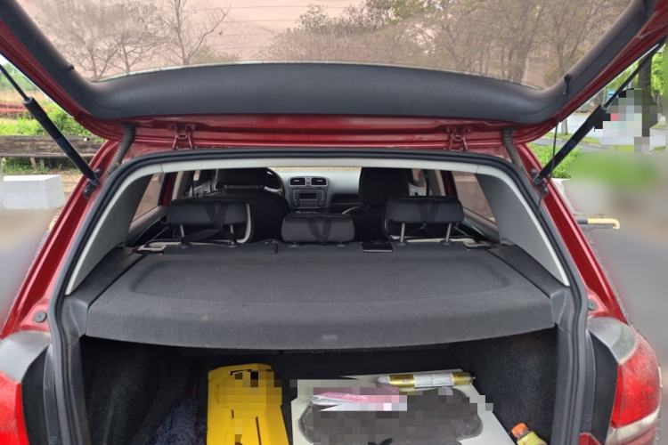 Used Volkswagen Golf 2012 1.6L Automatic Comfort Model Trunk